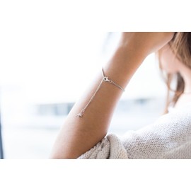 MATERIA by Matthias Wagner Figaro-Panzer SA-35 Bracelet / Anklet 925 Silver with Dolphin Pendant Adjustable Length, Sterling Silver, without stone