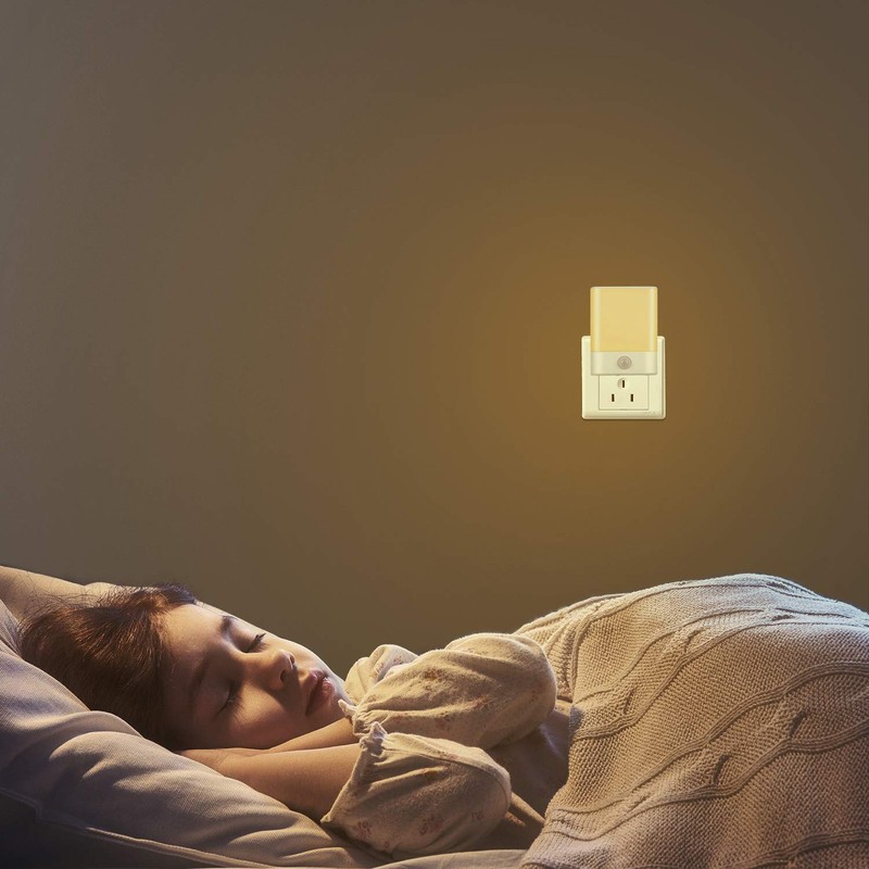 Brisun Night Light Socket with Motion Sensor, Pack of 4
