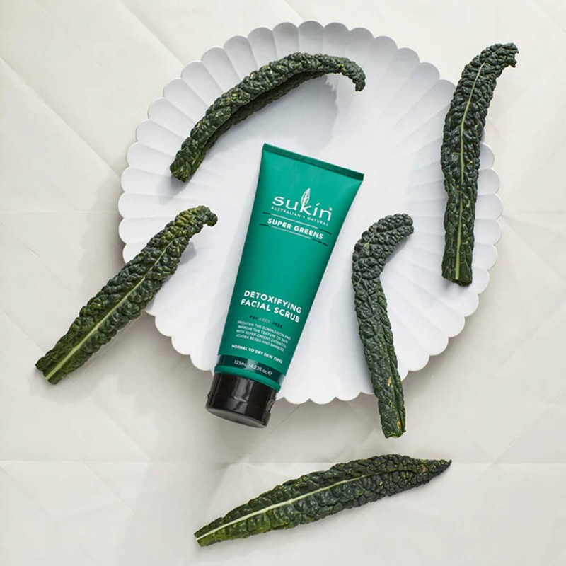 Sukin Super Greens Detoxifying Facial Scrub, 125ml