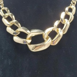 Mystique gold chain open link necklace NWT