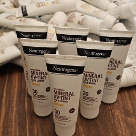 Neutrogena 6X Neutrogena Purescreen Mineral UV Tint Face Liquid 30 Tint DEEP (SHELF3)