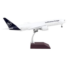 GeminiJets G2DLH1144 Lufthansa Cargo Boeing 777F D-ALFA Interactive Series; Scale 1:200