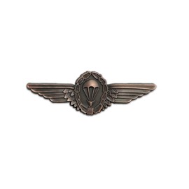 German Bronze Small Parachutist Foreign Jump Wings, Brite