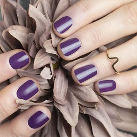 Look To Go • Vegan Nail Polish • Midnight Purple • 13-free & PETA approved • Made in Germany • 12 ml