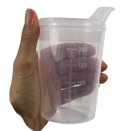 Medi-Inn+ Schnabelbecher Schabeltasse Trinkbecher 250 ml (Farbe: transparent, Öffnung: 12 x 10 mm)