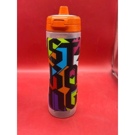 Gatorade Plastic Gatorade Water Bottle- 30 OZ (Choose Design) Brand New - Black Strong