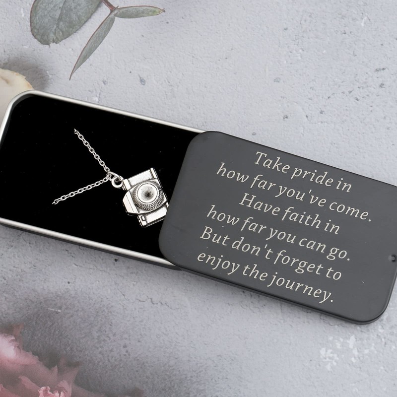FUSTMW Camera Necklace Photographer Gift Camera Charm Pendant Necklace Photography