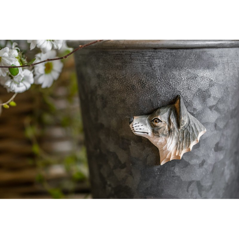 Wildlife Garden Magnet Grey Wolf