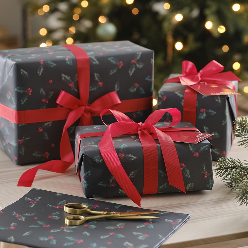 Ginger Ray Christmas Wrapping Paper with Gift Tags and Ribbon