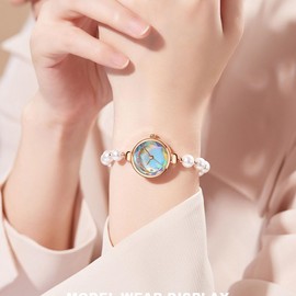 ADSBIAOYE Elegant Pearl Bracelet Watch for Women Fashion Small Round dial Jewelry Wristwatch Women Analog Quartz Waterproof Dainty Gold Ladies Gift Watch (White)