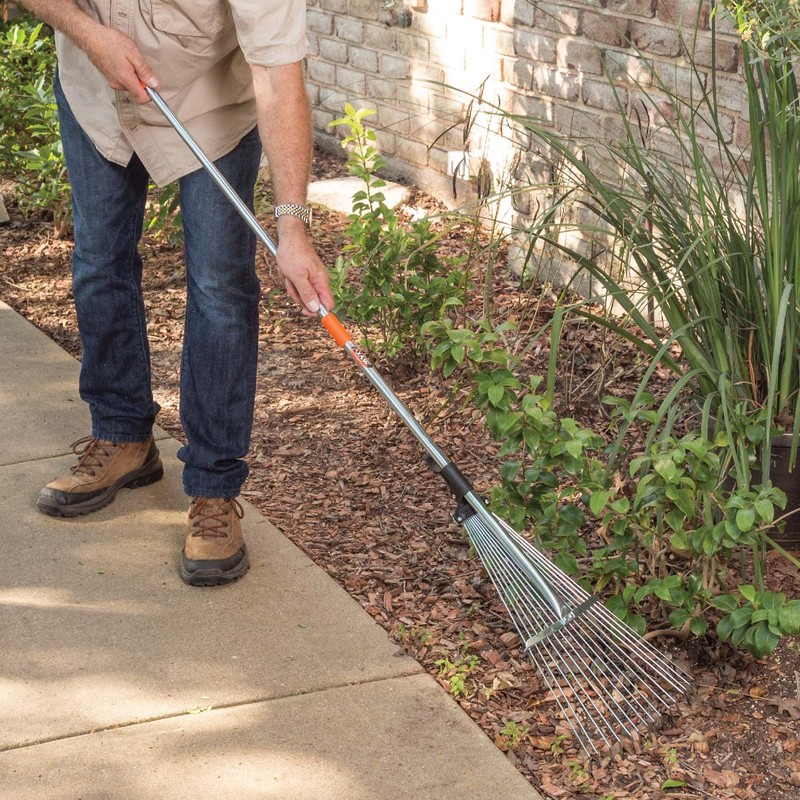 Large Rake - Tiger Jaw Rake with Telescopic Handle from