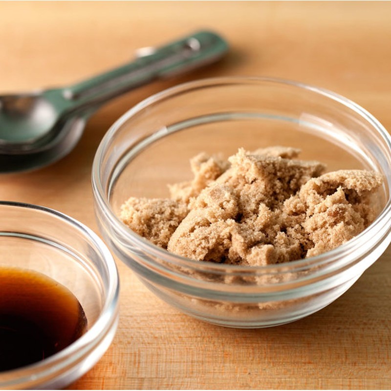 Domino Light Brown Sugar (1Lb /453 grams)