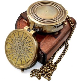 Brújula clásica hecha a mano de latón antiguo funcional con cadena y funda de cuero, brújula de bolsillo decorativa vintage para hombres y mujeres par