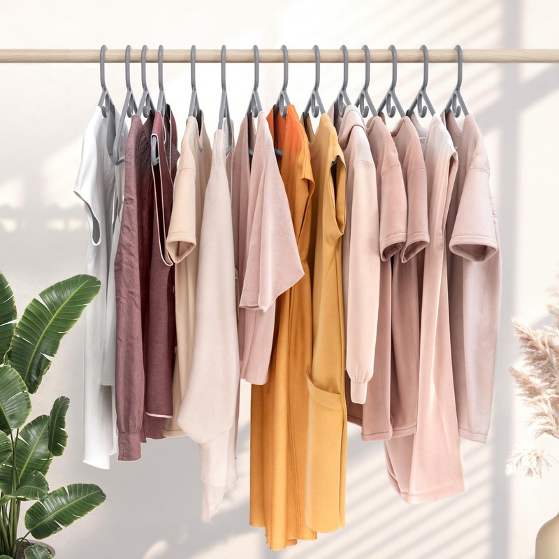 NEATERIZE Ultra Heavy Duty Plastic Clothes Hangers - Grey -