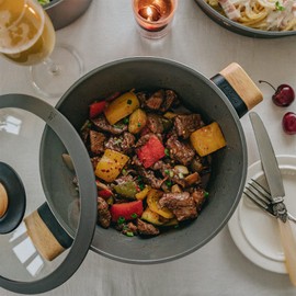 Dr.HOWS Bosque Nonstick Pot 9.5 inch with Glass Lid - Large Soup Pot with Two Oakwood Handles - Strong Ceramic Non-stick Coating - Lightweight, All Stoves and Induction