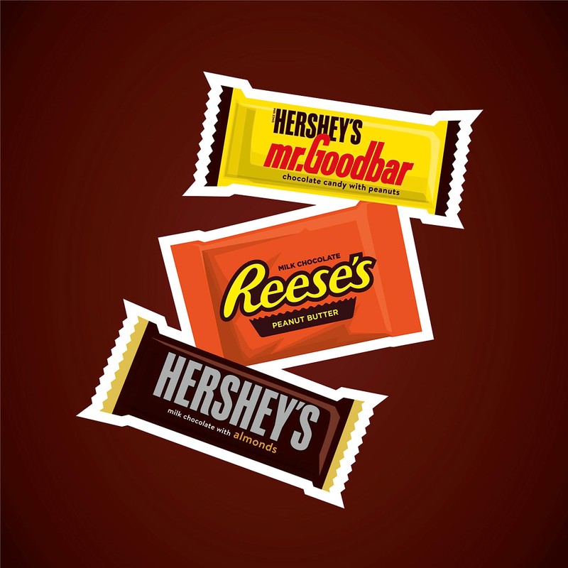 HERSHEY'S and REESE'S Assorted Chocolate Flavored Snack Size, Candy Party