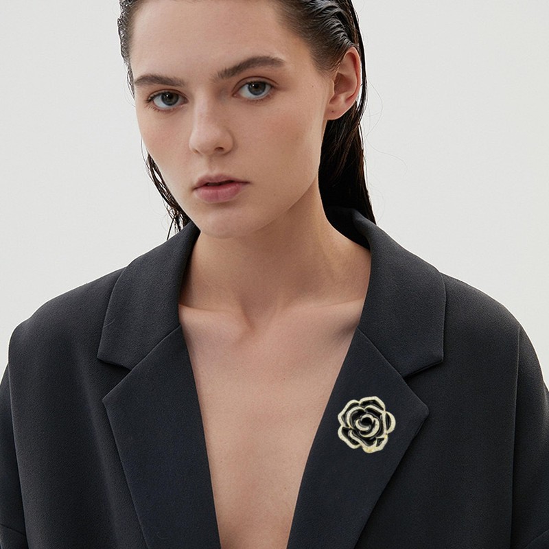 JDONL Black Camellia Flower Brooch Enamel Crystal Floral Lapel Pin