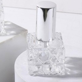 Pokinge 3PCS Mini Perfume Spray Bottle, Refillable 10ML Cube Shape Bottles Sample Vial, Glass Liquid Sprayer Perfume Bottle For Travel