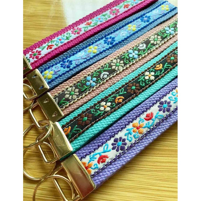 BattleTim Key Fob Keychain Wristlet Floral Embroidered Car Key Chain
