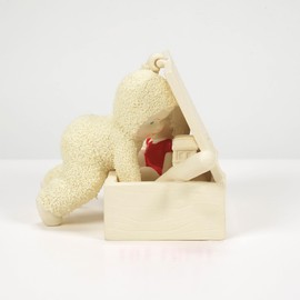 Department 56 Snowbabies Christmas Jubilee Looking Through Santa's Toy Chest Figurine, 3.03 Inch, Multicolor