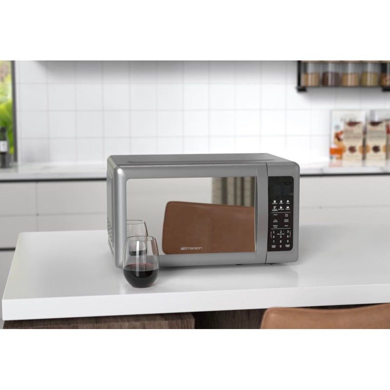 Emerson MW7601SL Compact Countertop Microwave Oven with Sleek Mirrored Finish