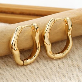 Irregular Hoop Earrings for Women U-shaped Smooth Geometric Earrings with Wave Bending Hoop Earrings Simple Classic Plain Loop Earrings, Copper, No Gemstone