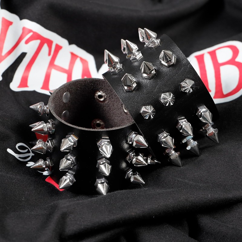 JJDreams 2 Piece Punk Rivet Bracelet Wide Leather Bracelet Unisex