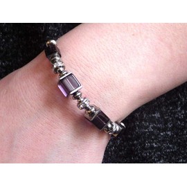 Women's stainless steel rigid bracelet with purple glass beads and rhinestone beads