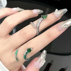 Wendalern Gothic Silver Snake Rings Open Adjustable Snake Rings Emerald Snake Animal Wrap Rings Green Crystal Serpent Midi Index Finger Rings Vintage Snake Rings Set Jewelry for Women Girls (2 Pcs)
