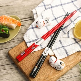 AIYONG Sushi Chopsticks Set Cat 2 Pairs Including Ceramic Mat Cat Premium Wood Sustainable Chopsticks in Gift Box for Chinese and Japanese Dishes