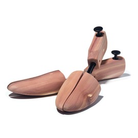 Link Up Cedar Shoe Trees - 100% Natural Cedar for Men Shoes – Shoe Crease Straightener & Deodorizer - Extends Life & Preserves Leather - Absorbs Moisture & Leaves a Fresh Scent. Crafted for Mens Shoes
