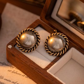 Pear Earrings Studs Vintage Pearl Round Earrings Minimalism Pearl Statement Earrings for Women Teen Birthday Jewelry Gift