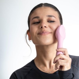 Pop Sonic Spade Facial Cleansing Device - Facial Massager to Cleanse, Massage & Infuse - Soft Silicone Bristles w/ 12,000 Vibrations Per Minute - Waterproof Face Brush Cleanser