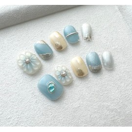 JIEADJIE Press On Nails (100% Handmade),Short-Medium T,Handmade Painted Nail Art by Nail Technician,Daily Version (Short blue daisy, Medium)