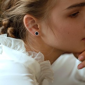 ROMANTICWORK Cross Earrings 925 Sterling Silver Cross Stud Earrings Punk Gothic Cross Jewellery Gifts for Men Women 8 mm, Sterling Silver, Onyx