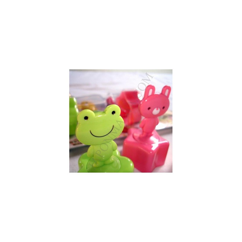 Torune TOR-P-2817 Flower, Round, Star Shaped Bread Cutter Set with