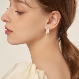 Golden Women's Earrings Silver 925 Stud Earrings, Gold Women's Earrings with Cubic Zirconia Silver Earrings Women's 925 Hypoallergenic, Gift for Women, Silver