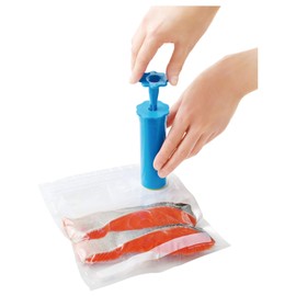 Kai Corporation KAI House Select Delicious Ingredients. DH-2066 Vacuum Pump + 1 Small Vacuum Storage Bag