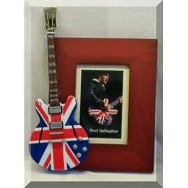 Oasis/Noel Gallagher Guitar Photo Frame 4"x6"