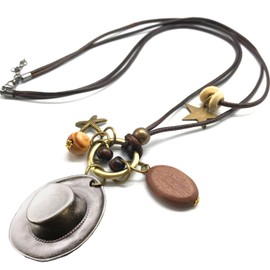 Vintage Cowboy Hat Rear View Mirror Accessories, Premium Alloy Necklace Clothing Accessories Car Hanging Ornament Car Mirror Hanging Accessories, Cool Car Accessories Car Decor (Silvery hat)