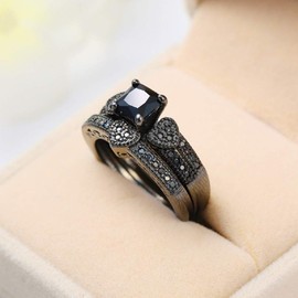 WANGYUSHENG Women's Black Onyx Princess Cut & Black Gold Filled Heart Shape Anniversary Wedding Bridal Ring Set (US Size 7)