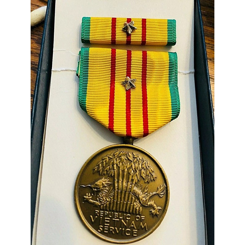 VIETNAM SERVICE MEDAL & RIBBON BAR With 1-STAR (5 Combat)