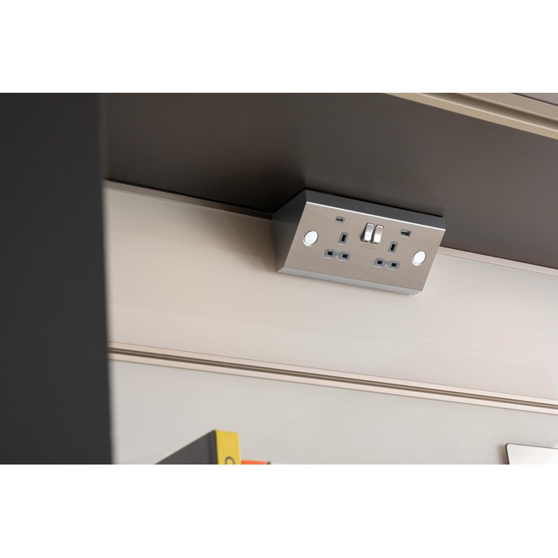 Knightsbridge Under Cabinet 13A 2G Socket with Dual USB A+C