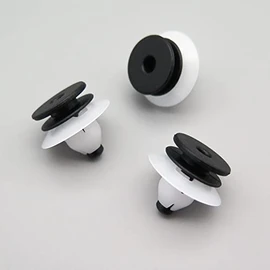 VVO Fasteners- Black Plastic Tailgate Lining Clips & Boot Lid Lining Clips for Volvo XC60, V40, C30, XC90, S80, XC70, V70 (including XC), (Pack of 10)