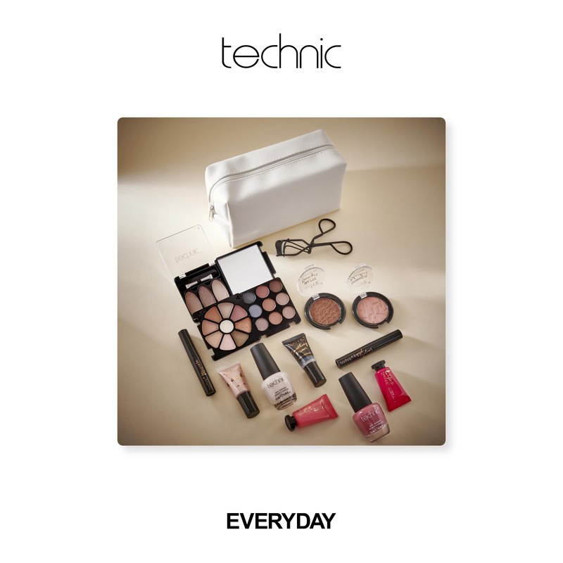 Technic Cosmetic Bag Set - Full Make Up Kit -