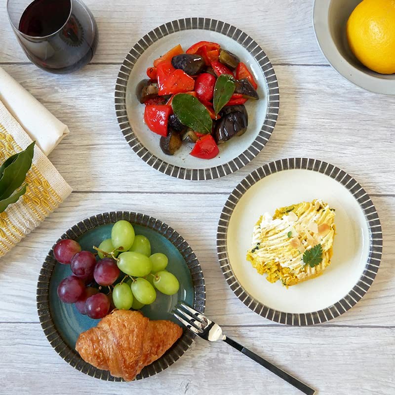 East Table Plate M 6.4 inches (16.3 cm) Rim Tokusa