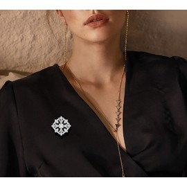 Broche elegante de copo de nieve para mujer, diseño de ramillete de invierno con cristales completos, para Navidad, fiesta, regalo de cumpleaños, Cristal, Cristales