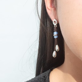 NILUXE DESIGN - Ohrringe Damen Silber - Ohrringe aus Leder im Boho-Hippie-Stil - Lange Damenohrringe mit Anhängern und böhmischem Kristall in verschiedenen Farben (Hellblau)