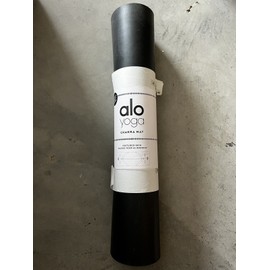 Alo Yoga Chakra Warrior  Mat In Black