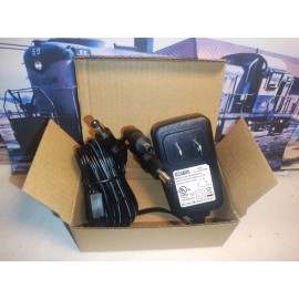 Menards 4.5 volt 2000 mA 3-Outlet AC to DC Power Adapter